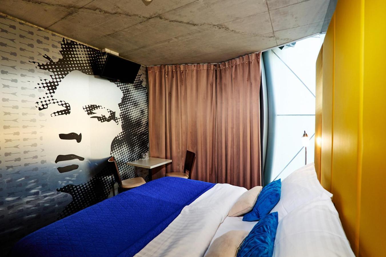 Sono Hotel
